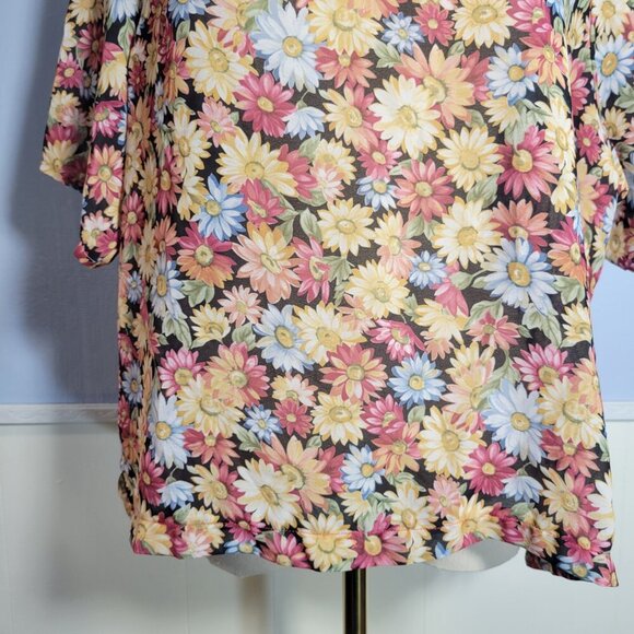 Unbranded 2X Gold Pink Blue Floral Rayon Chiffon Shortsleeve Lightweight Blouse - Picture 4 of 9